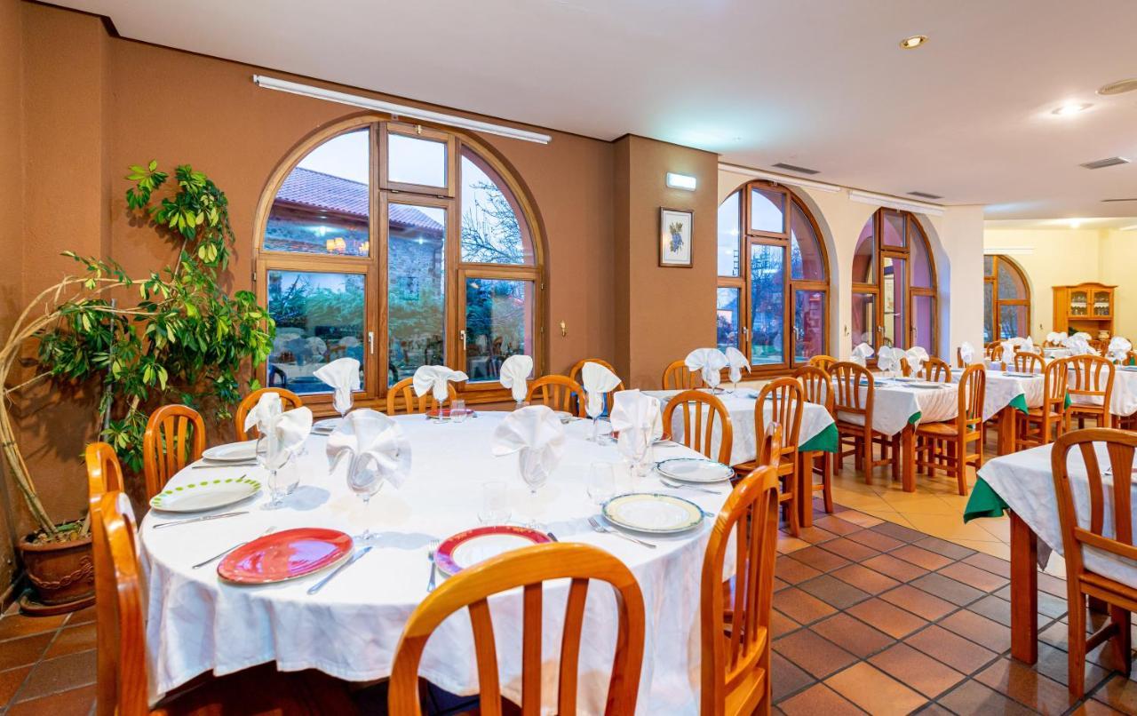 Tierra De La Reina Hotel Boca de Huergano Bagian luar foto