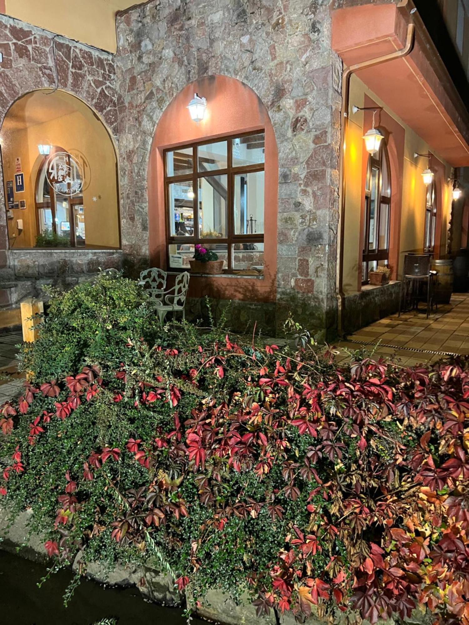 Tierra De La Reina Hotel Boca de Huergano Bagian luar foto